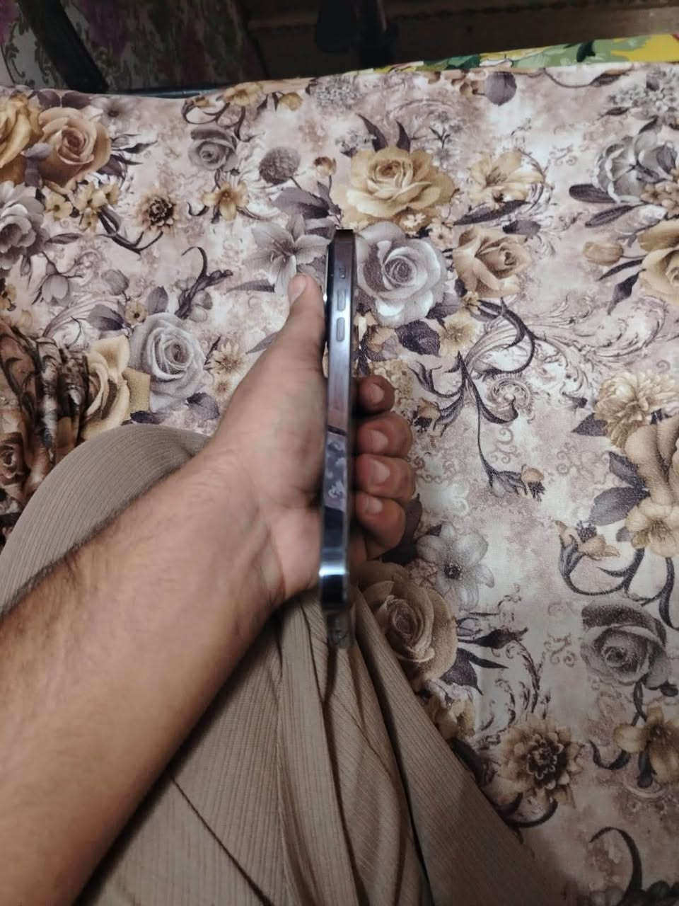 مرخصت الادمن
ايفوان 14 برو ماكس 

جهاز مبدل ضهر فقط 

كله بلادي 

كلشي شغال بي 

ذاكره 256

بطاريه 95 بلاديه

بدون ملحقات 

لاتكلي شبي مابي كلشي كدامك مكتوب 

سعر 800 ومجال حك الجيه فقط 

***********  اتصال او واتساب غير متواجد خاص

مكان فلوجه
