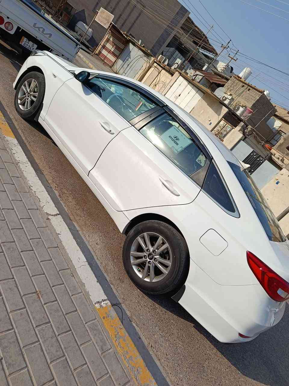 سلام عليكم
للبيع 
سوناتا 2018 اصل 

غاز خط اول اصل ابلاد 
ادوات ادوات
كصه جنطه شرط باجات 
متومه شمالي

سايد بريك بكمه
سياره شرط زيرو 

تخم تاير بلكارتون
حداديه شرط شريكه
كنشن جلد +تدفئه تبريد +خزن ميموري
تبريد قطعتين

كشنات كهرباء
سماعات الباين دمام
دشبول صاج
اوتو هولد
حساس خلفي
مكينه.      2000دوش
سياقه اليه تحديد مسار
حجر البيئه موجود
ملاحضه سياره ما تخسر عليه ألف دينار
سعر 55قفل  
العنوان البصرة// رقم ***********
