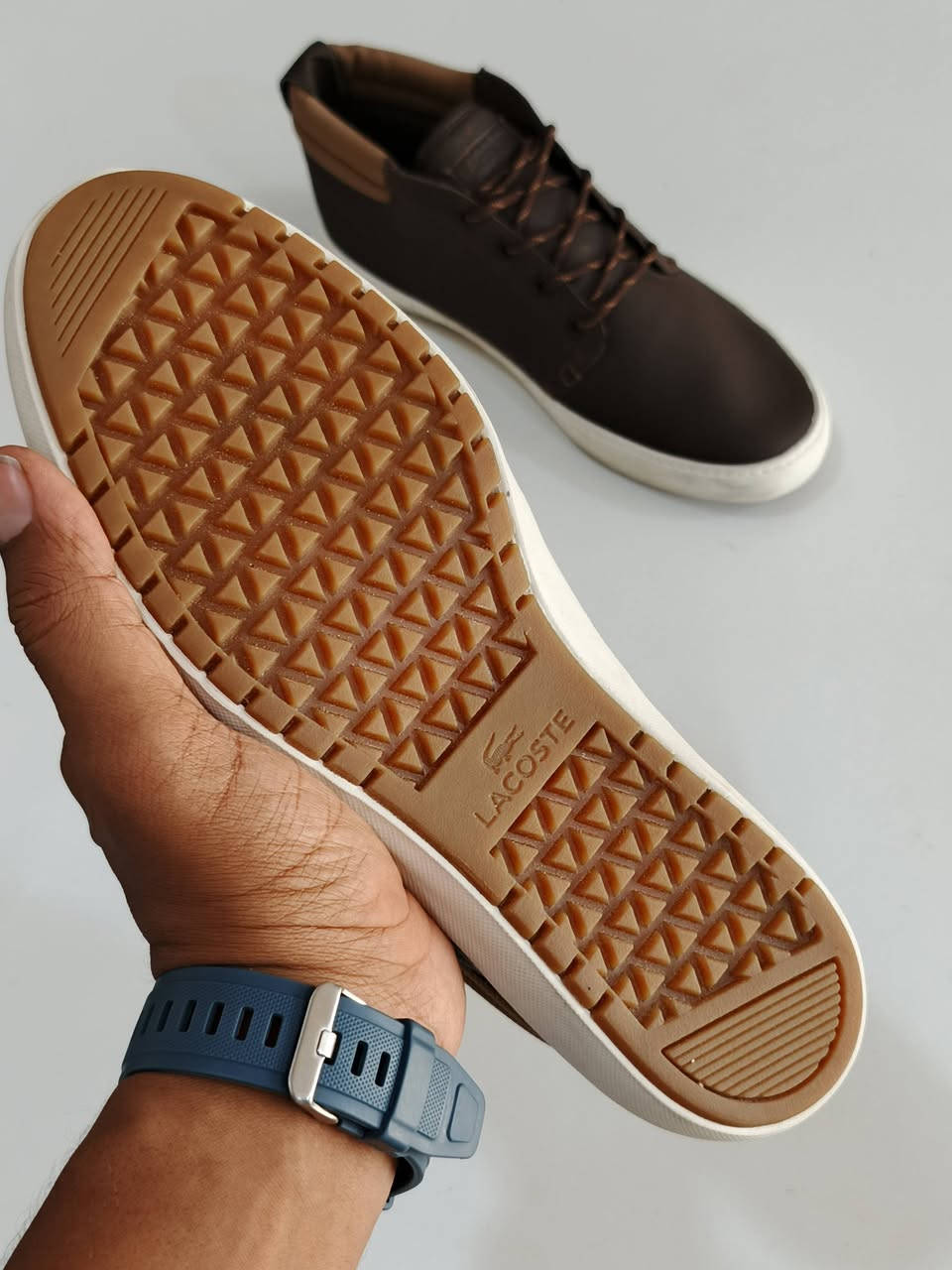 ▪️لاكوست وكاله غير مستخدم اصلي اورجنال
▪️قياس 42---26....cm طول القدم 
▪️ نسبة نظافة غير مستخدم ✅🔥
👟 طبي وزن خفيف مريح القدم 
☎ واتساب ***********☎
🚗 توصيل كافة محافظات العراق 🚗
