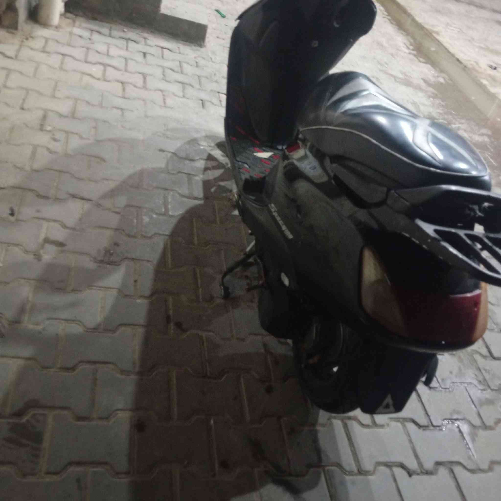 السلام وعليكم دراجة سبيسي ياباني اللبيع كوت ***********
