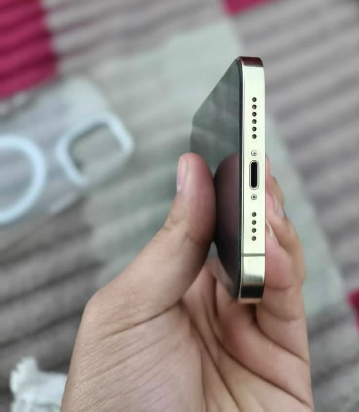 آيفون ١٢ برو ماكس • ١٢٨ جيجا • بطارية ٧٧٪