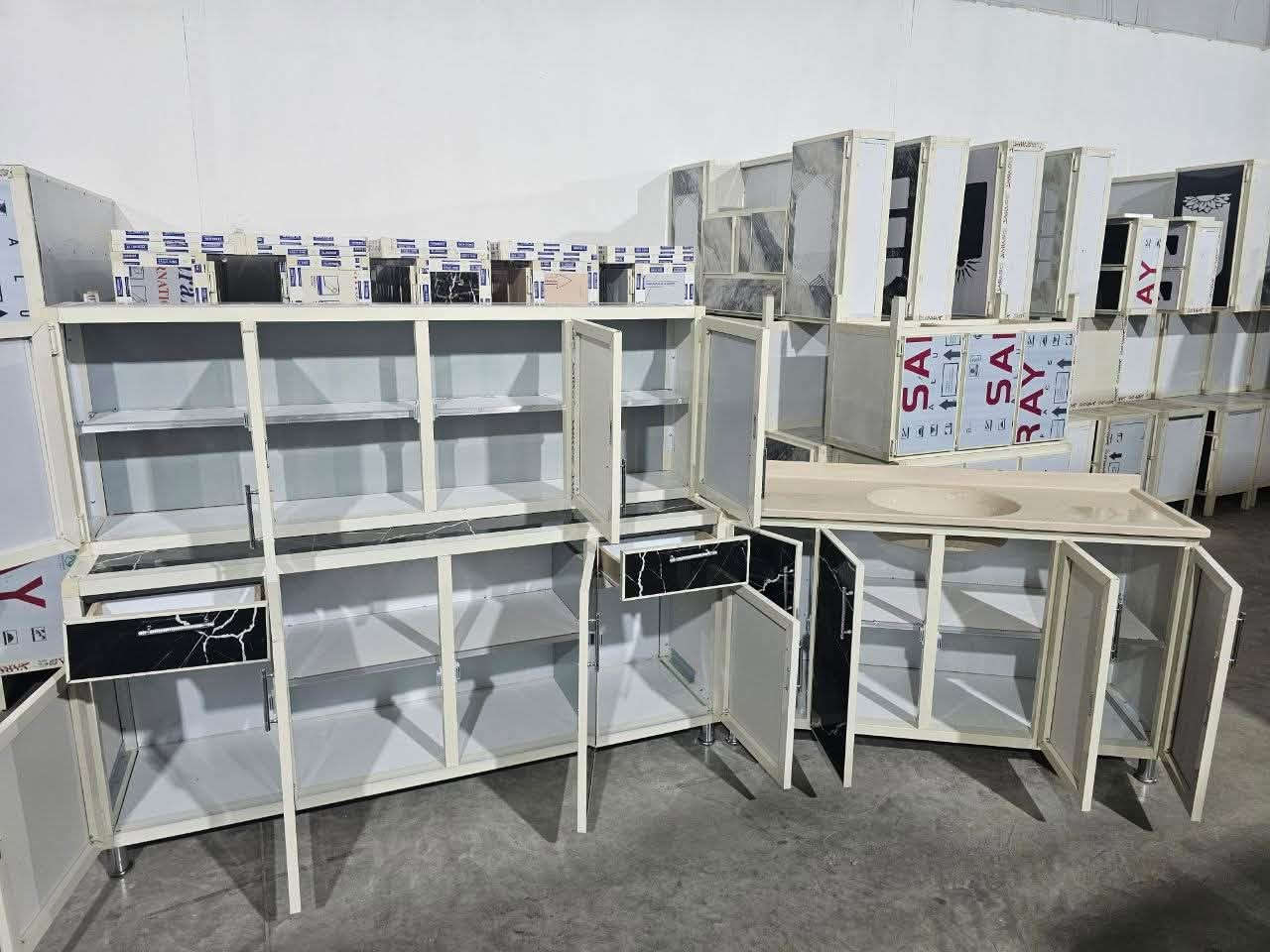 كاونتر المنيوم تفصال  مترين ارضي وملحق مع سنك متر ونص مرمر 

1-سطح الكاونتر مبطن خشب mdf على كبره

2- الضهر بليت
3-رفوف بنل يتحمل وزن ثقيل
4-يعني تفصال مو سوكي

السعر415/الف

التوصيل 
بغداد داخل مجاني 
15/ أطراف بغداد 

25//رمادي +فلوجه 

25/بابل  النجف. كربلا

25 /الديوانيه
35//ديالى
45/ السماوه  الناصريه  العماره
50/ البصره

*********** للتواصل
