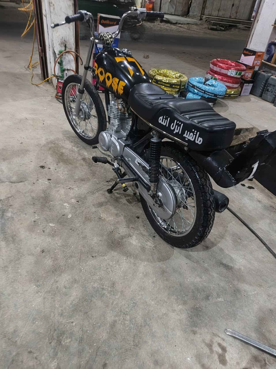 سلام عليكم دراجة للبيع شلامجه اوراق سكنر تعمير 26 مكان حله ابو غرق السعر 650وبيها مجال ***********
