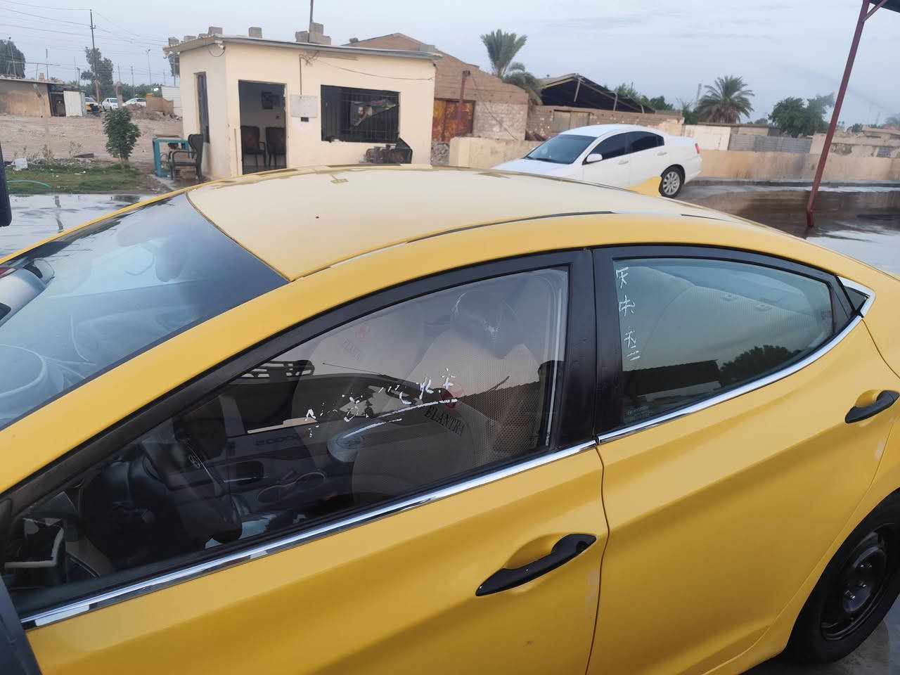 تنباع مقدمه والباقي قسط شهري
سياره جهازه علا الاخير سونار مرفق بلمنشور
شاشه 
كامره
اشاير بلمري
تحكم سترين
لايت زنون
كشافيات ثلجي
تبريد ثلج شرط علا سويج
***********

