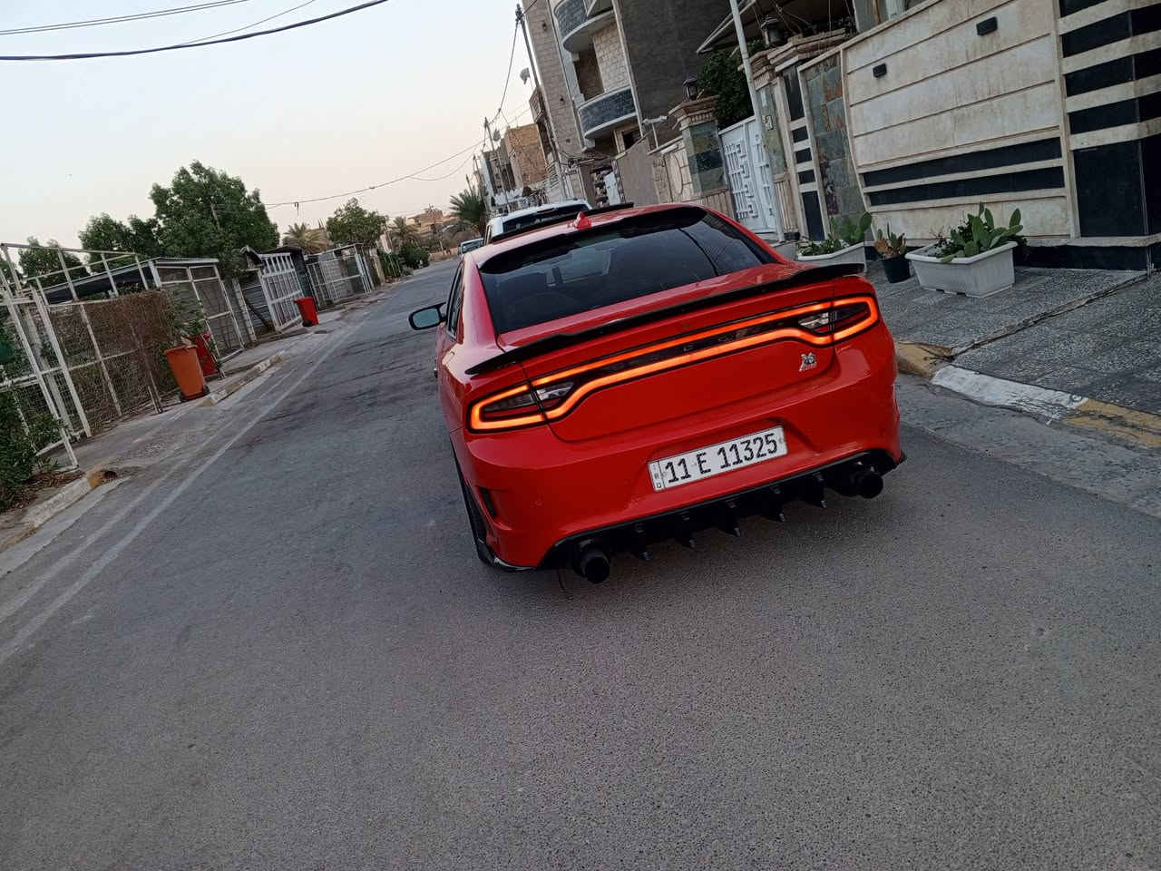 السلام عليكم جارجر موديل 2015 رقم بغداد دولي بسمي مواصفات ارتي ماكس فول صالنصه رياضي صوت كلش حلو تبريد ثلج كير محرك جدد منضومه زنون ولون طماطه جميل كشنات تتفئه تبريد يعني تتونس داخل السياره ماكو صيف شته لازم تلبس قمصله وتصعد وين الشراي السعر 159وبيه مجال محرك 5700 مكان بغداد حي العامل والشراي يتصل ويدلل ***********
