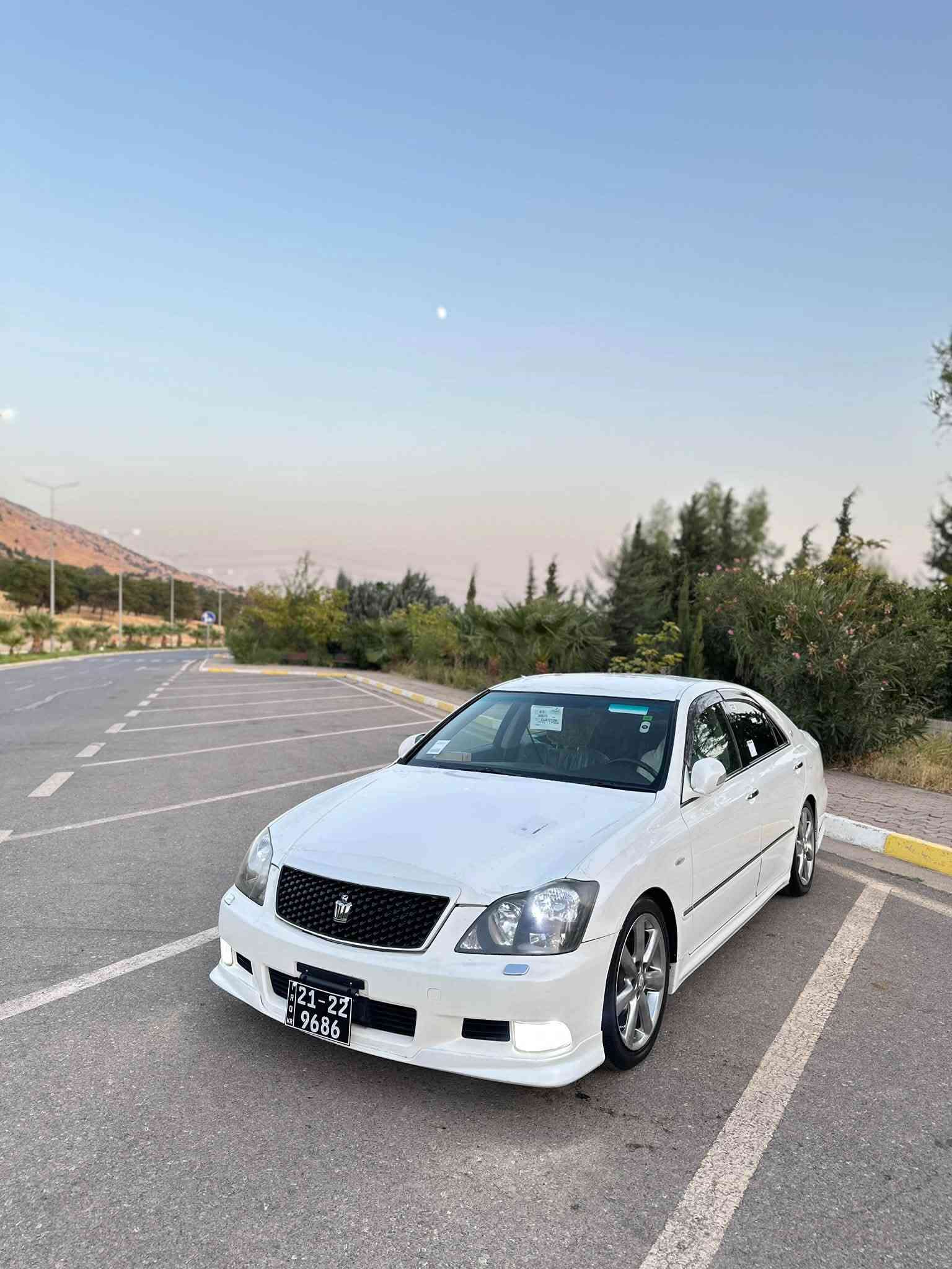 سەرەتا بەناوی خوای گەورە توێتا کروان شاهینە بۆ فرۆشتن براوە براوە ١٨٠گێڕ گەورەی مەکینە بجوک کۆدی بۆ کراوە 📃 مۆدیل ٢٠٠٧بەسمە رەساسی 📦ئاوینە ئیشارەت سوکان حەیزەران تەبریدو گێرو مەکینە بەشەرتی وەستا🧑‍🔧جاور ویلو تایەی لۆکی لەژێرە🛞 سەقف بۆیاخو دەعمو لێدراو کەڤەر گۆراو بەشەرت سەیارەکە ڕوعبێک مەسرەفی تێدا نیە دعامی پێشەوە بۆ دواوە بەشەرت بۆ زانیاری زیاتر پیوەندی بکە***********.   ***********
