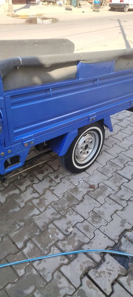 سلام عليكم الحلال لابيع مديل 23 وكيله نوار دراجة نضيفه *********** العنوان ديوانيه مركز سعر خاص
