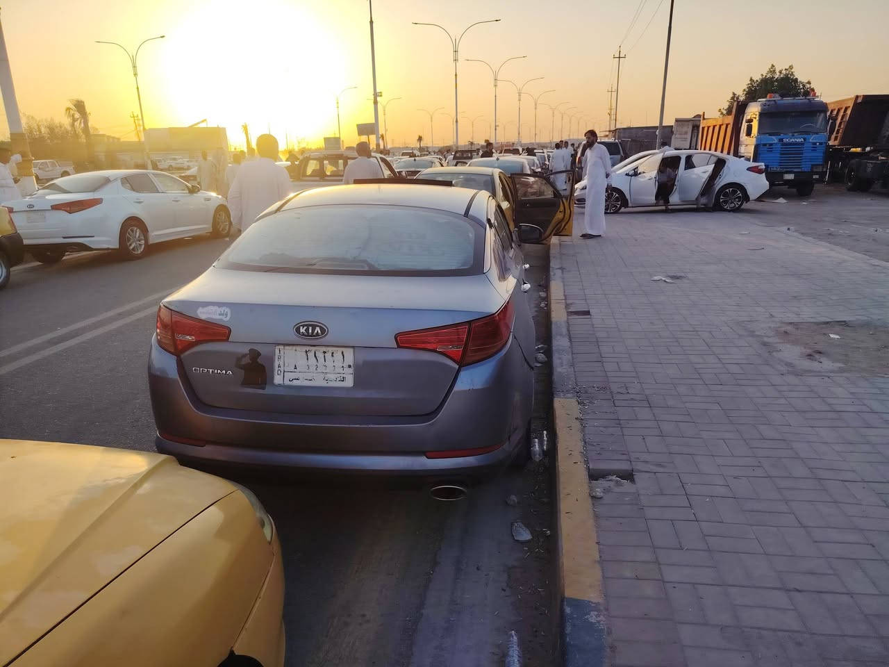 سلام عليكم اوبتيما ١٢  محرك وكير وتبريد مكفولات بيه ٣ قطع صبغ الباقي مكفول مكان سماوه سعر ٩٧ وبيه مجال ***********
***********@
