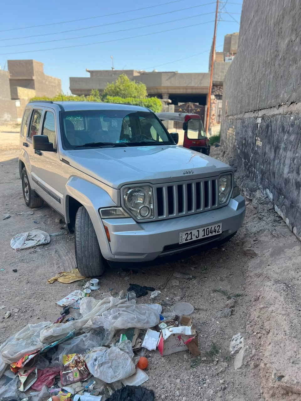 سلام عليكم جيب مديل ٢٠٠٨بيها جاملغ صبغ بس عندي سونار جديد سنويه باسمي رقم بغداد الجديد سياره جاهزه للاخير تخم تاير حداديه ويل كب جديد اصلي 20 دخل بيجي شاشه جبيره غرفتهه جديده كلش جنطه قطعتين مكينه  صرفيتهه حلوه توني كامله معبلكات وانجكترات وباتري جديد جاهزه للاخير ماتصرف عليهه ربع ماناقصهه برغي تبريد ثلج معروف تبريد الليبرتي سعرهه92 وبيهه مجال بسيط للطيبين الاستفسار اكثر ***********
