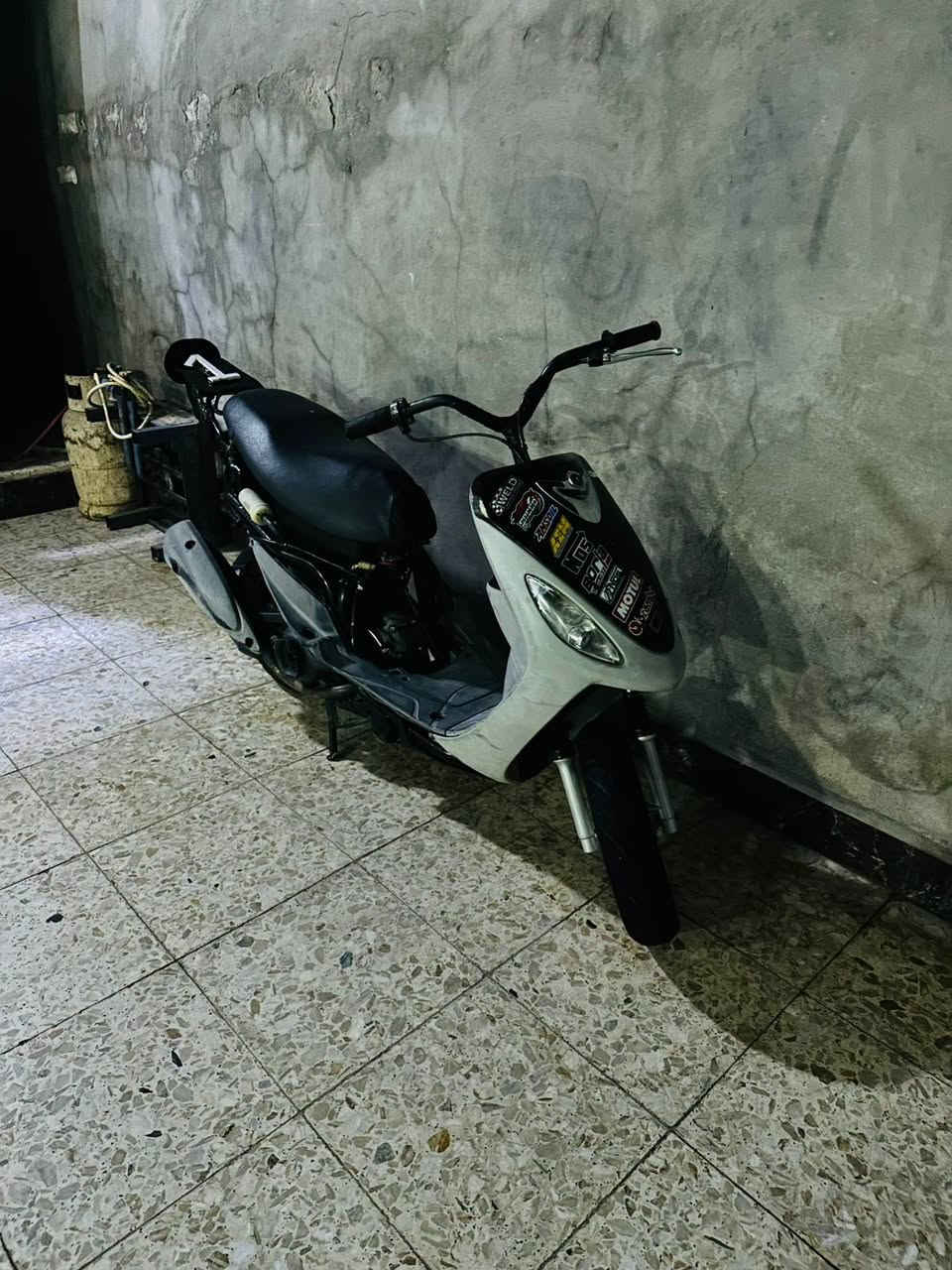 دراجه ماكس حربيه للبيع مامفتوحه تفحص وين مايعجبك  السعر 550 قفل قفل.. للشراي *********** .لو امراوس ابنامه اوراق اسكنر
