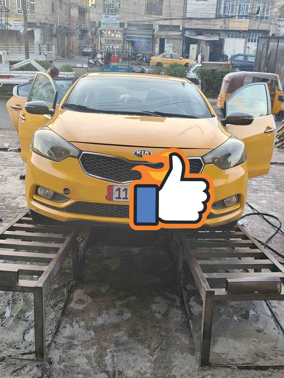 السلام عليكم كيا فورتي موديل 14 وارد امريكي محرك جي تي2000 تبريد ثلج صدر نص عمر منضومه غاز كامله تحكم ستيرن سياره خير من الله. تخم تايرات جديد  حادث سيارة جابلغ وبنيد وبل عراق بااب خلف. السايق بدون تبديل بس البنيد مبدل السعر 86 وبيها مجال *********** مكاني بغداد الرصافه رقم بغداد 11
