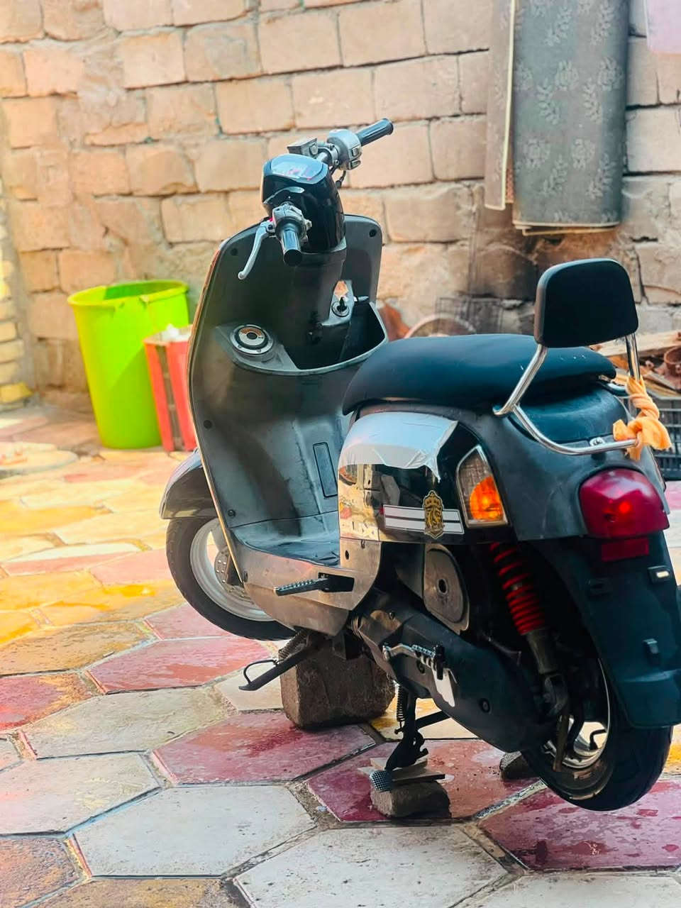 دراجه كفاله عامه مامفتوحه كله بلاد من التيار للتاير ونضيفه وشلعه تخبل سعر 950وبيه مجال ***********واتساب متواجد
