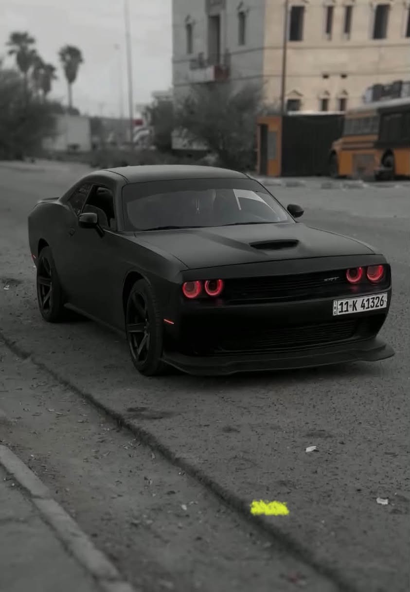 Challenger 2017 العنوان:- البصرة
وارد كندي رقم بغداد بأسمي تحويل ثاني يوم 
داخل كلين للعراق ( غرق )
بدون حادث بدون دواخل 
كير - مكينـة - تبريد( كفالـــة )
قطع تبديل اثر شخوص خارجية فقط 

مواصفات :-  
▫️تغليف اسود مات (سنوية اسود غير محدد )
▫️تشغيل عن بعد 
▫️شاشة كار بلاي
▫️كامرة خلفية 
▫️كشن السايق كهرباء  
▫️مري تعتيم 
▫️ترحيب 
▫️تبريد ثلج (امامي + خلفي )
▫️كير محرك كفالة  
▫️ويل نجمة 20 اصلي 
▫️تخم تايرات جديدة
▫️حدادة جديدة
▫️سستم صوت + دمام جنطة خلفي 
▫️منظومة لدات متغير 
▫️سستم تعليك وتقسيم اشارة 

السعر :- مرااااااوس فقط 
واتساب :- ***********
اتصال :- ***********

نص مكتوب في الصور:
- @ic0