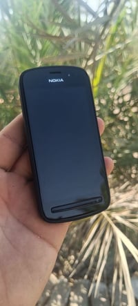 نوكيا 808 • نظيف • توصيل