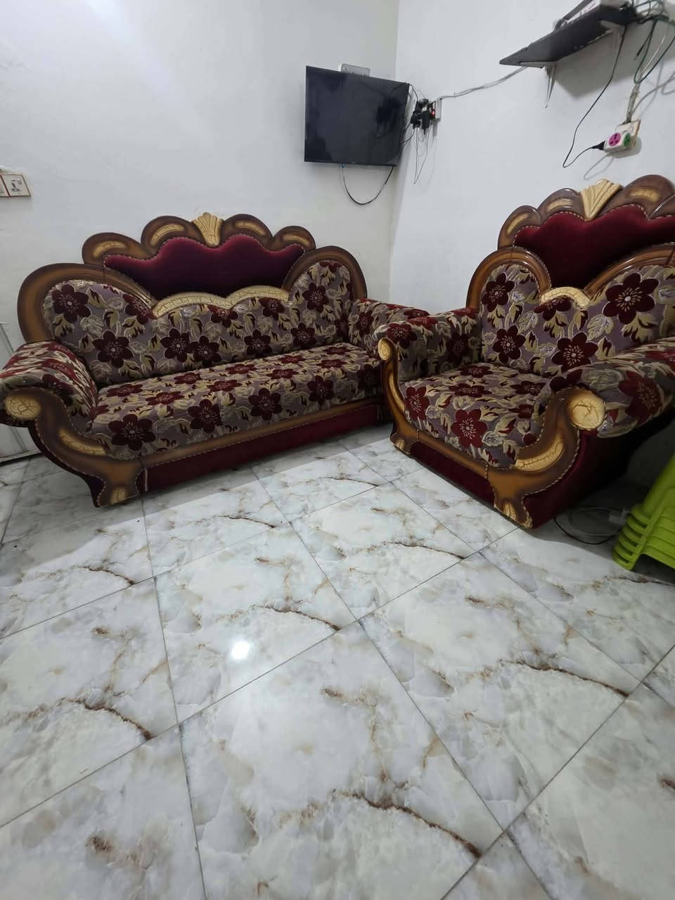 السلام عليكم تخم شغل درجه أولئ
تخم 15نفر للبيع شغل ملكي 
سعره 500وبي مجال 
مكان حله مركز @إشارة 
للاستفسار***********
