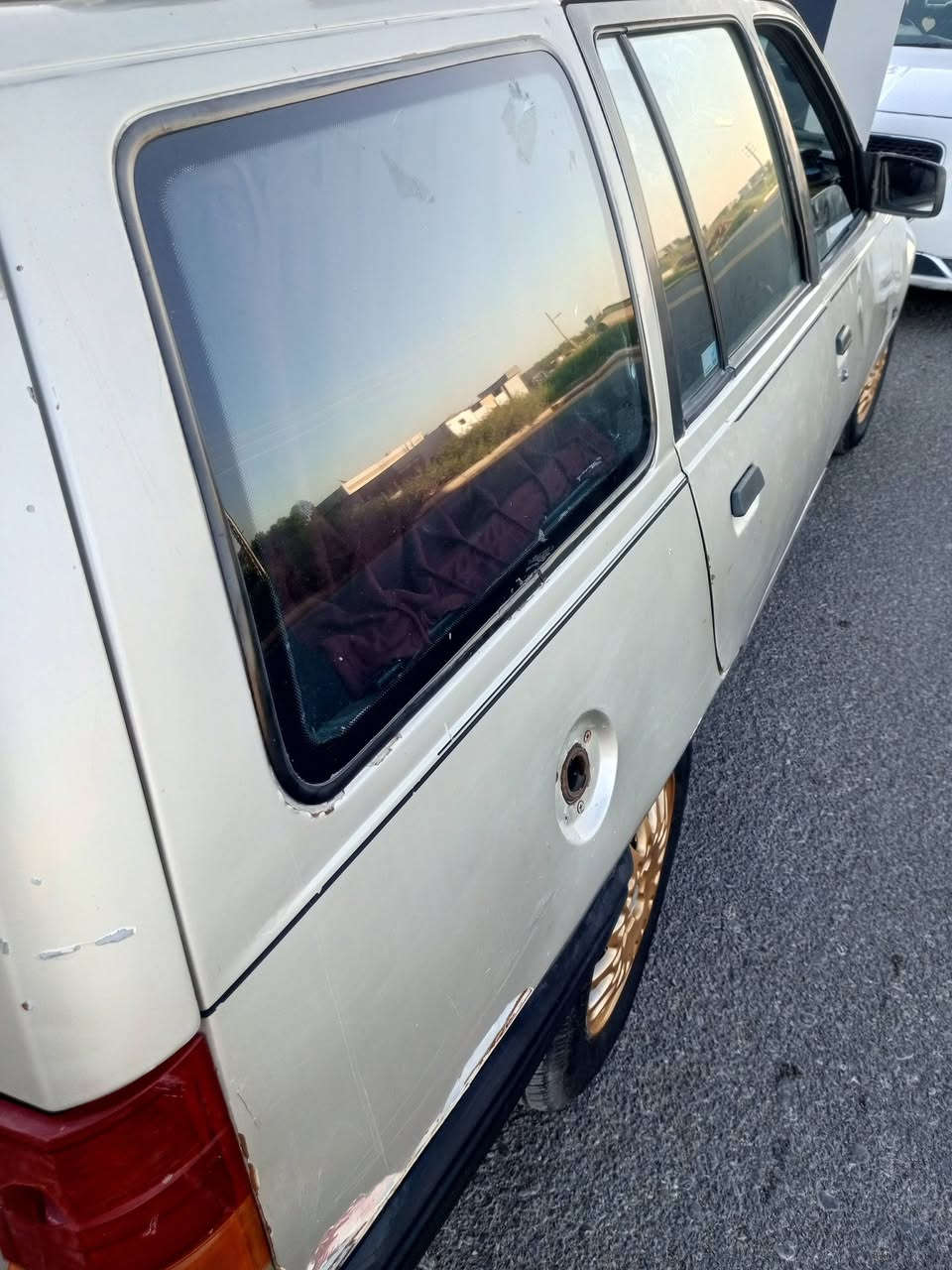 اوبل كاديت 91كابريتة جديدة مكينة كير خير من الله مكينة حاوية شاد شواصي تخم تاير مصبوغة عام خير من الله بسمي ديالى بعقوبة لسعر23وبيهةمجال ***********
