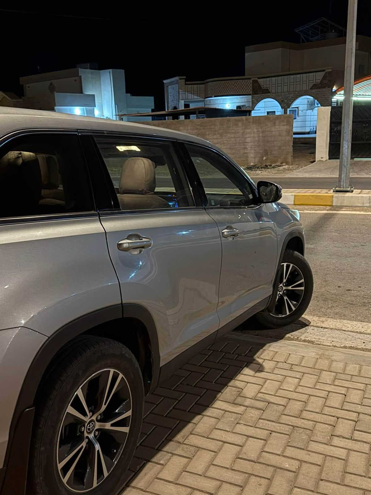 هايلندر • ٢٠١٩ • ٦٥٠٠٠ ميل