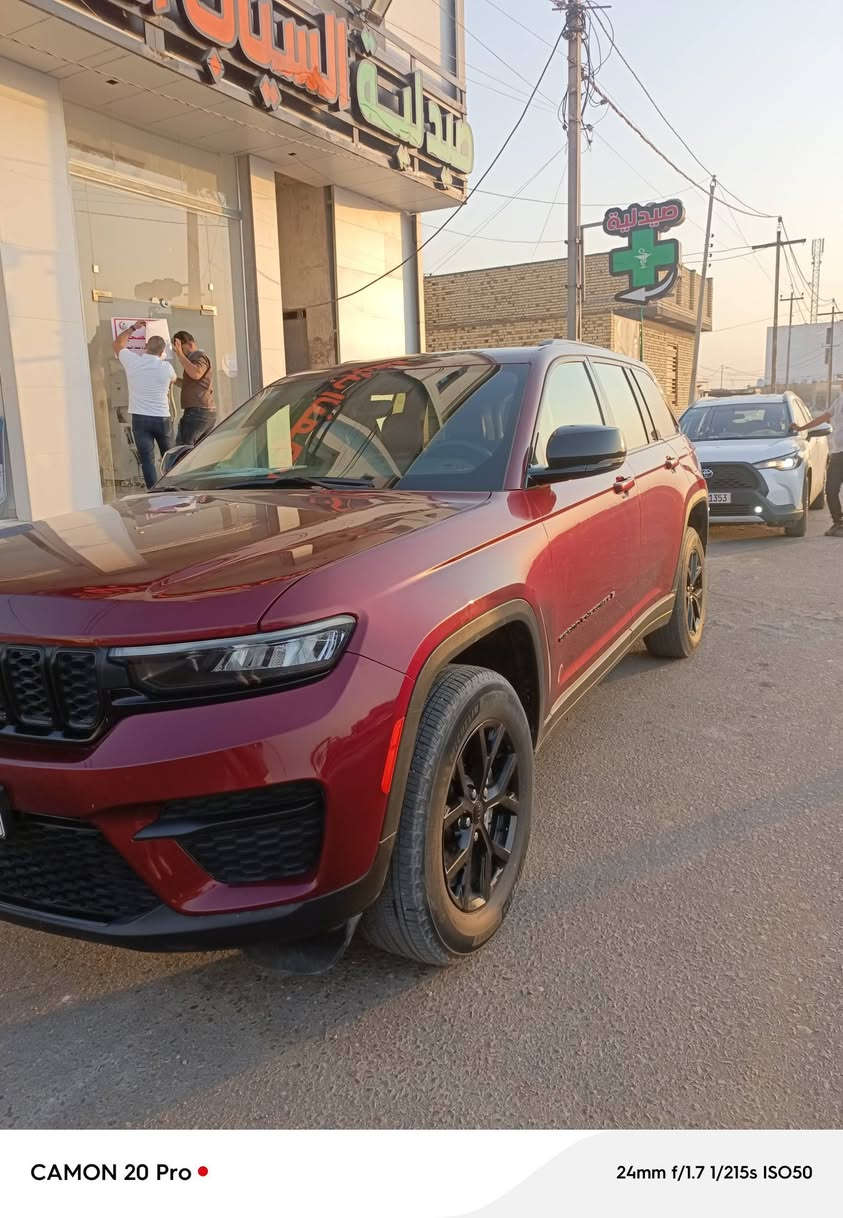 السلام عليكم سيارة جيب للبيع مديل 2024 وارد امريكي غرق 30 /100   وبيهه بارد بسيط  صار عندي هنا  سيارة رقم بصرة رقم جديد  
السعر  275  بيع مستعجل  
رقم الهاتف    ***********

نص مكتوب في الصور:
- كوووول
- CAMON 20 Pro •
- 24mm f/1.7 1/167s ISO50
- CAMON 20 Pro • 24mm f/1.7 1/215s ISO50
- CAMON 20 Pro • 24mm f/1.7 1/100s ISO128