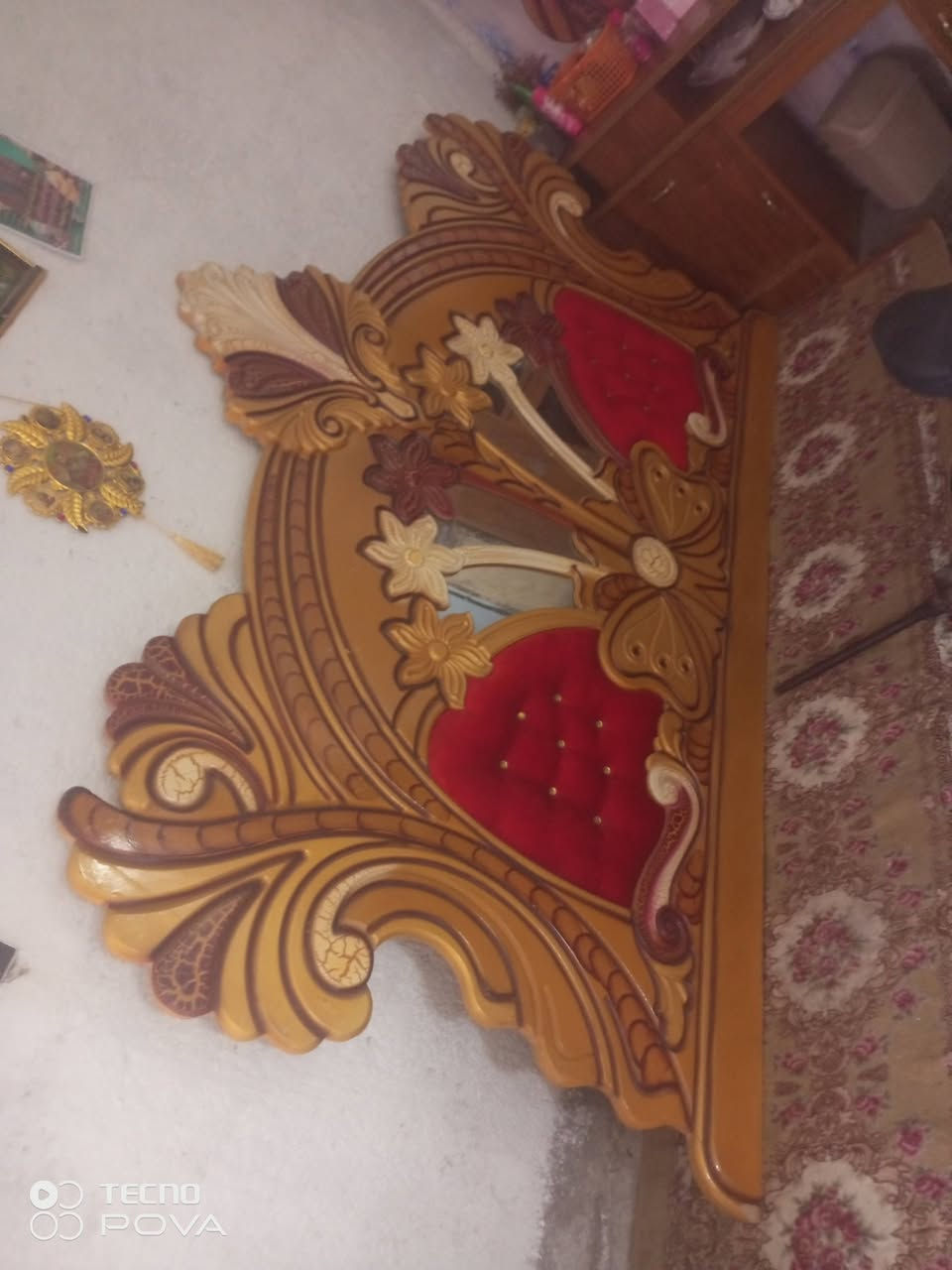 غرفه نوم عراقي نظيفه السعر مناسب الاستفسار خاص  ***********
