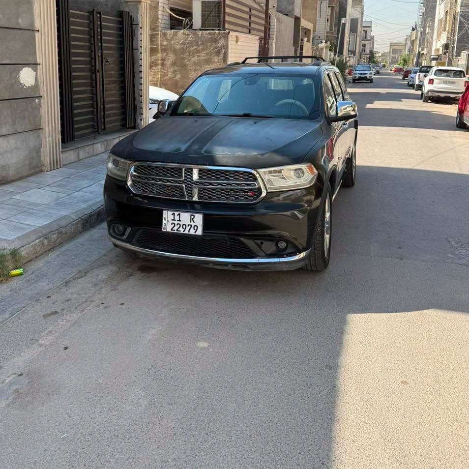 🔰 دودج دورانجو SXT موديل 2014

🔘 الرقم: بغداد

🔸 وارد أمريكي (صور الحادث في أمريكا مرفقة بالمنشور)

🛞 ماشية 170 ألف كم

🟠 المواصفات (فئة SXT / 7 راكب)
• ⁠محرك 6 سلندر سعة 3.6L V6
• ⁠اللون الخارجي: أسود | المقاعد (كشنات): منفصلة (7 راكب)
• ⁠تكييف (تبريد) خلفي منفصل
• ⁠أنظمة قيادة (نظام ECO اقتصادي + نظام Normal)
• ⁠حساسات ركن خلفية/أمامية
• ⁠تحكم كامل بعجلة القيادة (الستيرن)
• ⁠نظام مانع الانزلاق (Traction Control)

💢 الضرر والحالة
• ⁠البدن: وجود جارد بسيط بالصبغ مع شخوط بسيطة (موضحة بالصور)
• ⁠الضمان: ضمان محرك وجير (كير ومكينة)

✅  ⁠السيارة جاهزة وبحالة ممتازة

📍 مكان السيارة: بغداد

☎️ رقم صاحب السيارة: *********** (متوفر واتساب)

🔴 لمعرفة السعر / علق داخل المنشور أي تعليق ويجيك رد فوري برسالة خاصة
—————
⚠️ السيارة إعلان ممول غير تابعة للصفحة ونحن ليس لدينا علاقة في تحديد السعر وغير مسؤولين عن الاتفاق الذي يحدث بين البائع والمشتري
مع تمنياتنا للطرفين بالتوفيق
—————
#بيع_سيارتك
