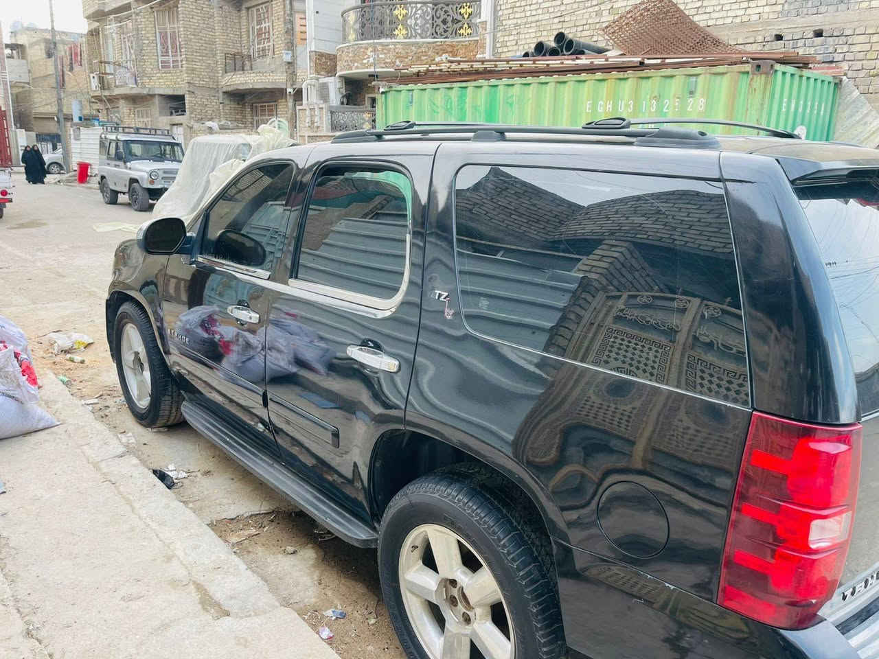 تاهوات عدد 2للبيع LTZ داخل عسلي 2009 2008 الاستفسار ***********
