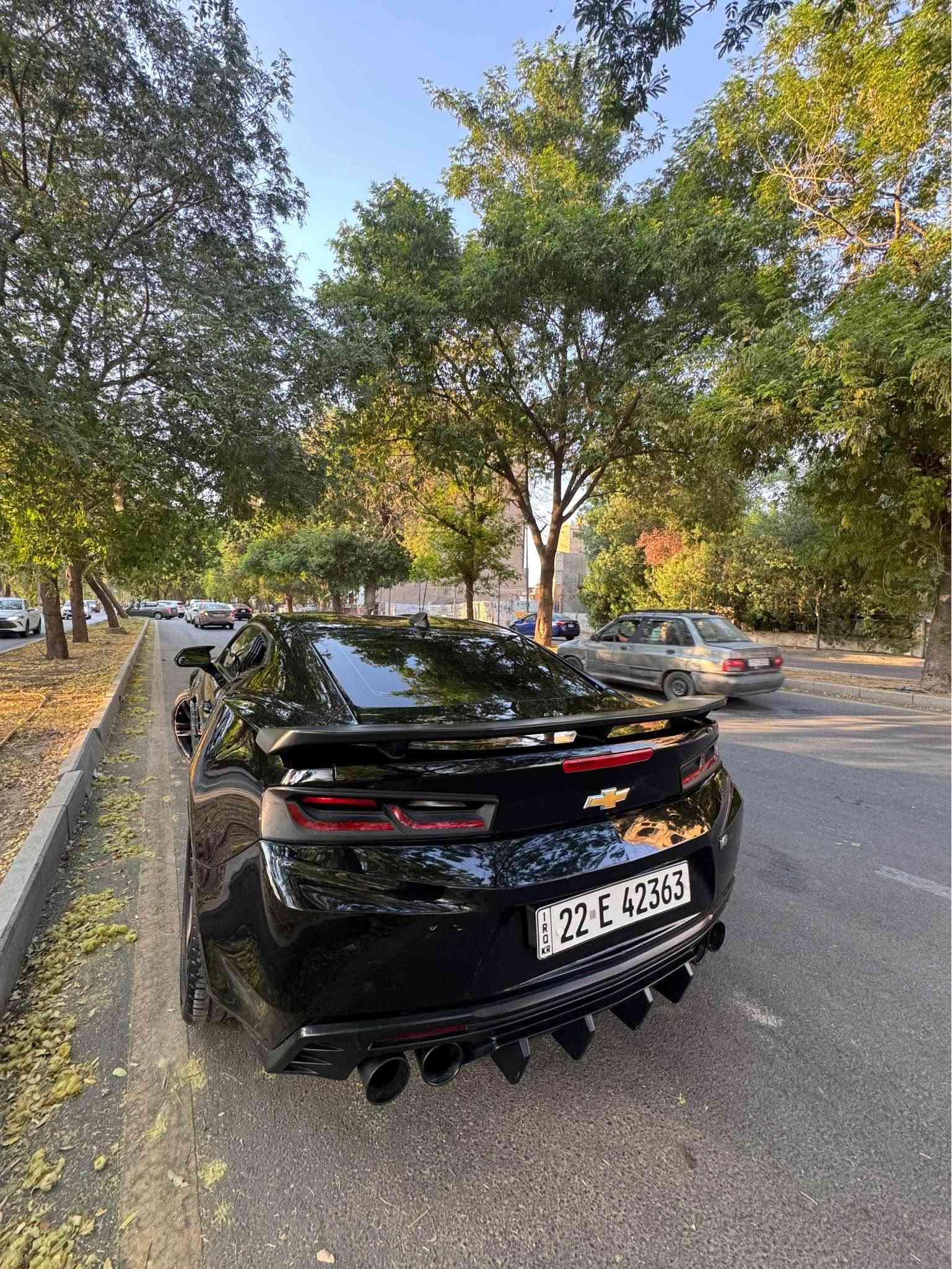 السلام عليكم

كمارو موديل 2017 Lt 

حادثها جاملغ ايسر بدون شاصي لو دواخل 

محدثه بجم ZL1 

وعليها اكزوز ينفتح وينسد 

ومواصفاتها معروفه Lt 

وزنون عالي ناصي 

ودوشمه ممتازه 

وعليها تخم تاير جديد قبل شهر 

ورقمها اربيل تريد وكاله او تحويل 

السياره معروضه ب 110 وقابله للتفاوض 

مكان السياره بغداد 

للاتصال *********** بغداد, العراق

نص مكتوب في الصور:
- 1:01 4 en.bidfax.info/chevr
- en.bidfax.info/chevr