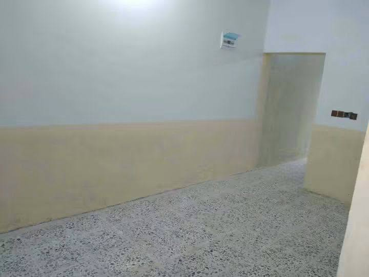 نجف سادين • ١٠٠م • دار ايجار