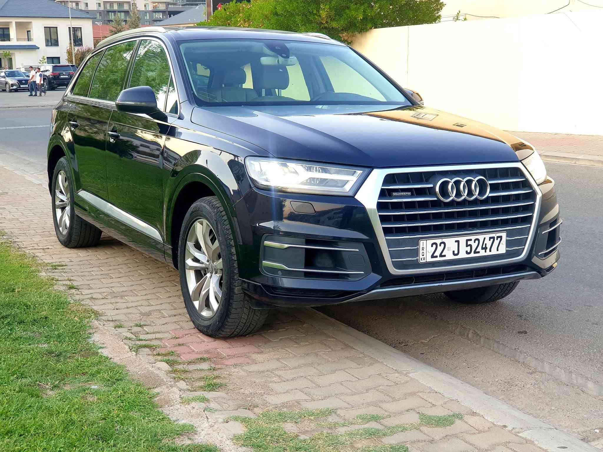 audi q7 2017 premium plus
مكينة ٣٠٠٠ سوبر جارج مامفتوح سنوية جديد 
فقط شبربن صندوك صبغ بدون ارباك 
٧ راكب داخل اصفر كشنات هيتر تبريد مركزي ثلج 
سقف بانوراما و بردة حساسات امامي خلفي و كاميرا رادارات خلفي و امامي مساعد سايق الكاميرا كلة مواصفات موجود بي و كلة شغال بدون اي عطل بالشاشة فقط محتاج طايرات موزين مكان اربيل رقم صاحب سيارة ***********
سعر $ 220 بدون مجال
