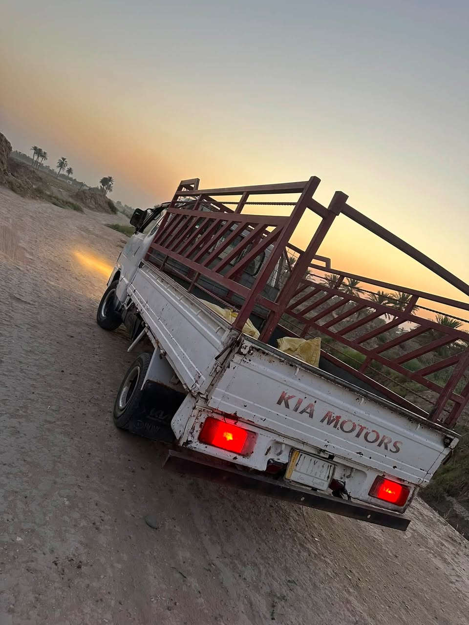السلام عليكم
كيه بنكو 

مديل ١٩٩٤ رقم قادسيه ٧جنكال

سنويه ل٢٧ شرط تحويل

محرك جديد لابخار ولاتنقيص كير اكسل شاصي كله مكفول فقط

رقم شاصي ماواضح

سياره جاهزه تخم تاير محجر حداديه جديده كهربائيات كلها شغاله مابيها نقص حاهزه للعمل

مكان بابل

سعر ٤٣ بيها مجال ‭***********‬

‭***********‬
