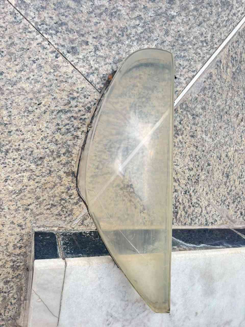 السلام عليكم
غراض اكسنت امريكي 
دعاميه اماميه بيها ملاحظات بسيطه مع الكشافات 50
جامة لايت جهة السايق مابيها اي كسرمحتاجه بوليش ب20
هورنات بلاديه 10
فريز شغال 30
مروحه شغاله ب25
مكانهن بالحله بالمركز 
للاستفسار الاتصال على الرقم ***********
وموجود بي واتساب
