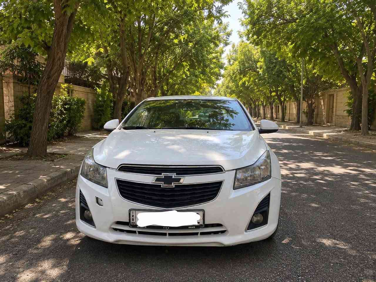 كروز  موديل 2013خليجي جاهزة كير ومحرك بحاله ممتازة قطع ونص صبغ جاملغ خلفي وباب خلف سايق وكم مكان بارد بسمي تحويل وكاله هزة وفحص جديد مكان السيارة اربيل *********** أربيل, العراق
