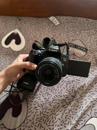 كاميرا كانون • EOS 700D • ملحقات كاملة