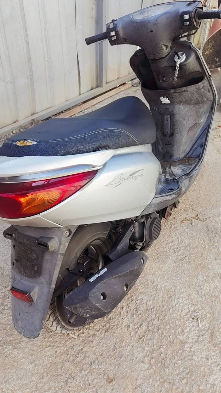 سلام عليكم دراجة بريز رمبة صار ١٠ ايام من نزلته سعر ٩٠٠ وبيه مجال مكان شعب ***********
