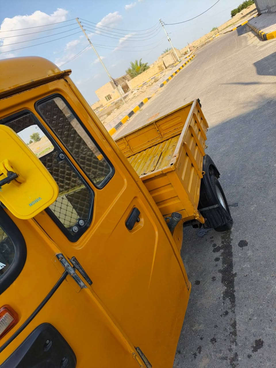 السلام عليكم تيك توك حمل للبيع موديل 19 رقم وسنويه تيك نظيفه سعر ثلاث ملايين ونص   3500 .. ***********.. ***********‬‏
