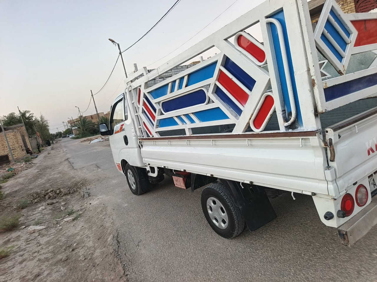 سلام عليكم كيه البيع مديل ٢٠١٧مكفوله من ضربة وتبديل محرك كير كسن شاصي تخم تايرات كهربائية تبريد ثالج رقم ذي قار نكليزي سنويه مجددا مكان ديوانيه عفك السعر ١٠٧وبيه مجال رقم ***********
