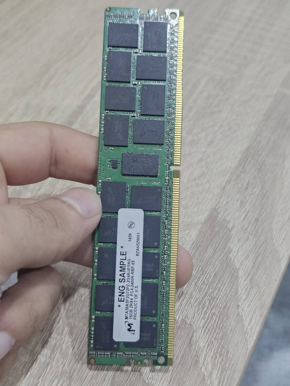 رام ١٦جيجا • DDR4 • ٢٤٠٠ ميجاهرتز
