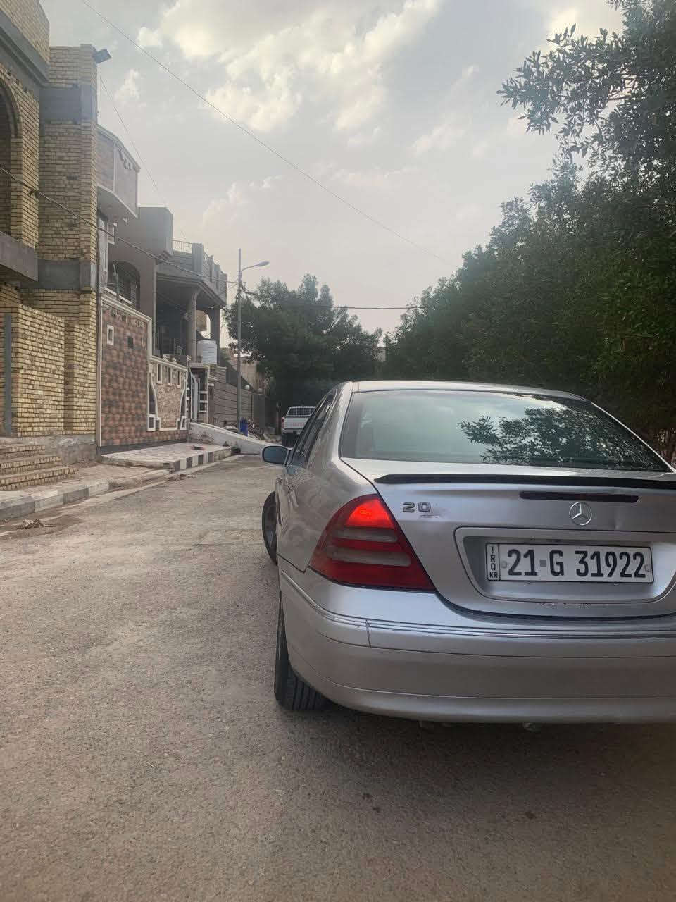 مارسدس ٢٠٠١ حجم ٢٠٣ c حج المكينه ٤  سلندرتوربو  كير محرك تبريد مكفولات صدر امامي خلفي جديد تخم تاير جديد دواخل جديد بدون ضربه مكفوله كص وكلبه ونقل جثه والاصوليات والشرعيات رقم اربيل تحويل ثاني يوم مكانه واسط المركز 
سعر ٧٢ وبيه مجال
رقم الهاتف 
‭***********‬
