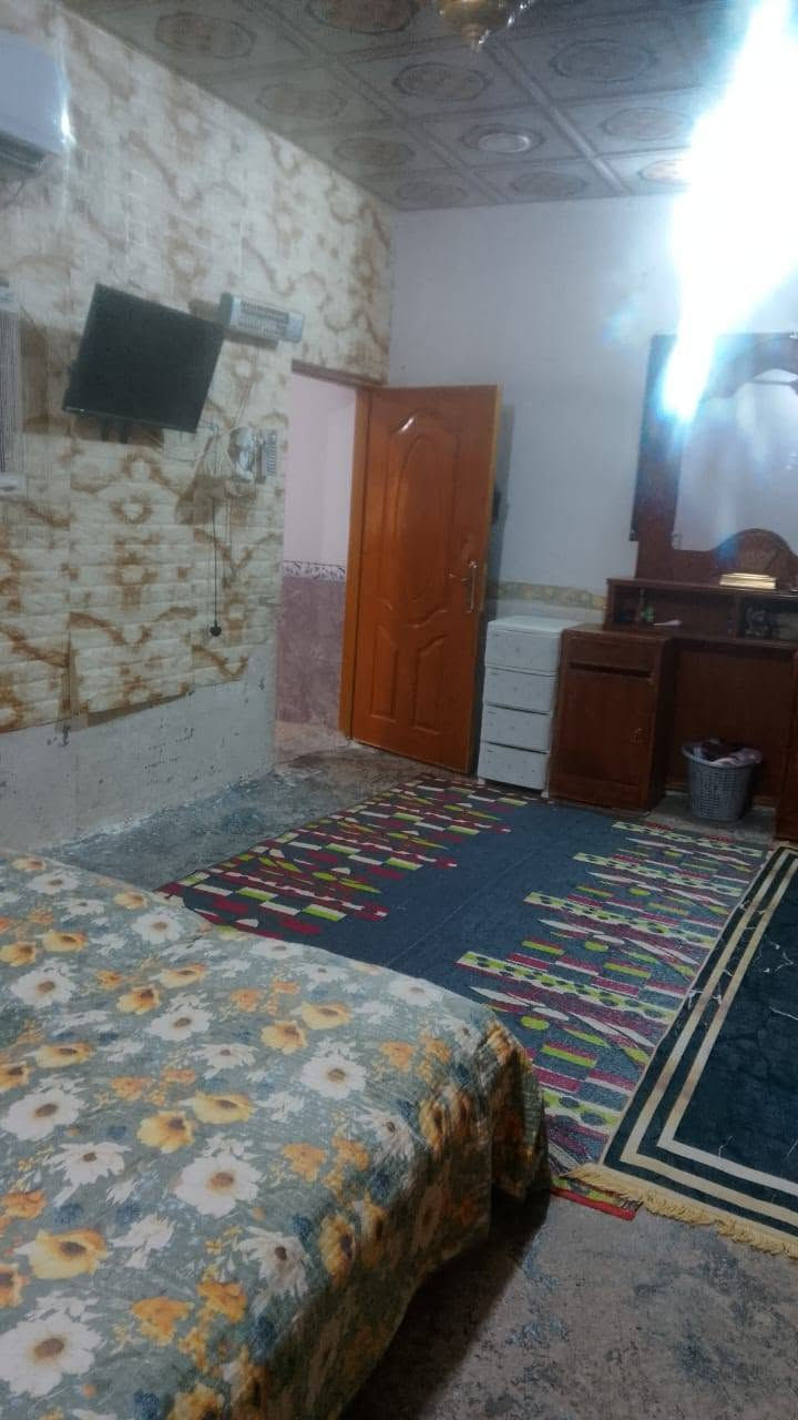 ١٢٠م • قرب أحمد رعد • غرفة وصالة