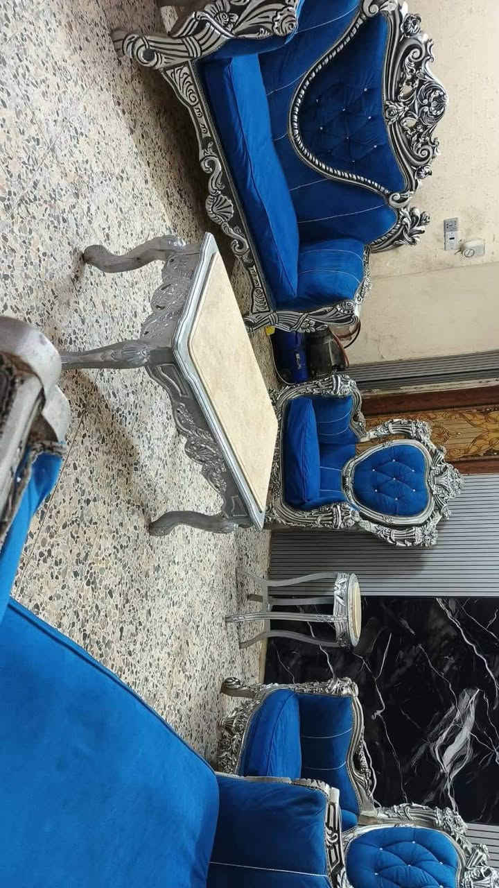 تخم ملكي جديد كلش ثنين كبار و ثنين زغار بغداد رقم ***********

