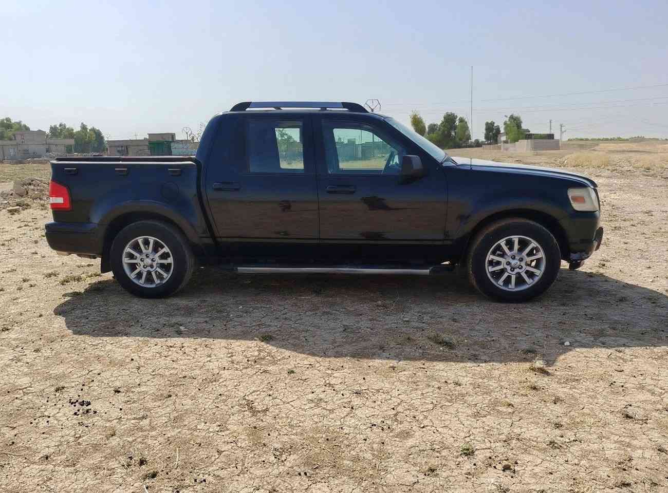 فورد اكسبلور بيكم موديل 2008 رقم دهوك شرط التحويل غرامات شرط
محرك 8 سلندر حجم 4600 كير توماتيك.. بيها رش قطع اوربي... سياره فول مواصفات فتحه سقف تحكم استيرن كشن كهربائي.. تبريد لمس.. دفع رباعي.. كشنات جلد..
صدر امامي وخلفي جديد طخم تاير جديد سياره جاهزه ومابيها اي نقص
السعر 110 وبيها مجال
***********
***********
