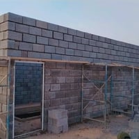 خلفة بناء • بلوك • حجر