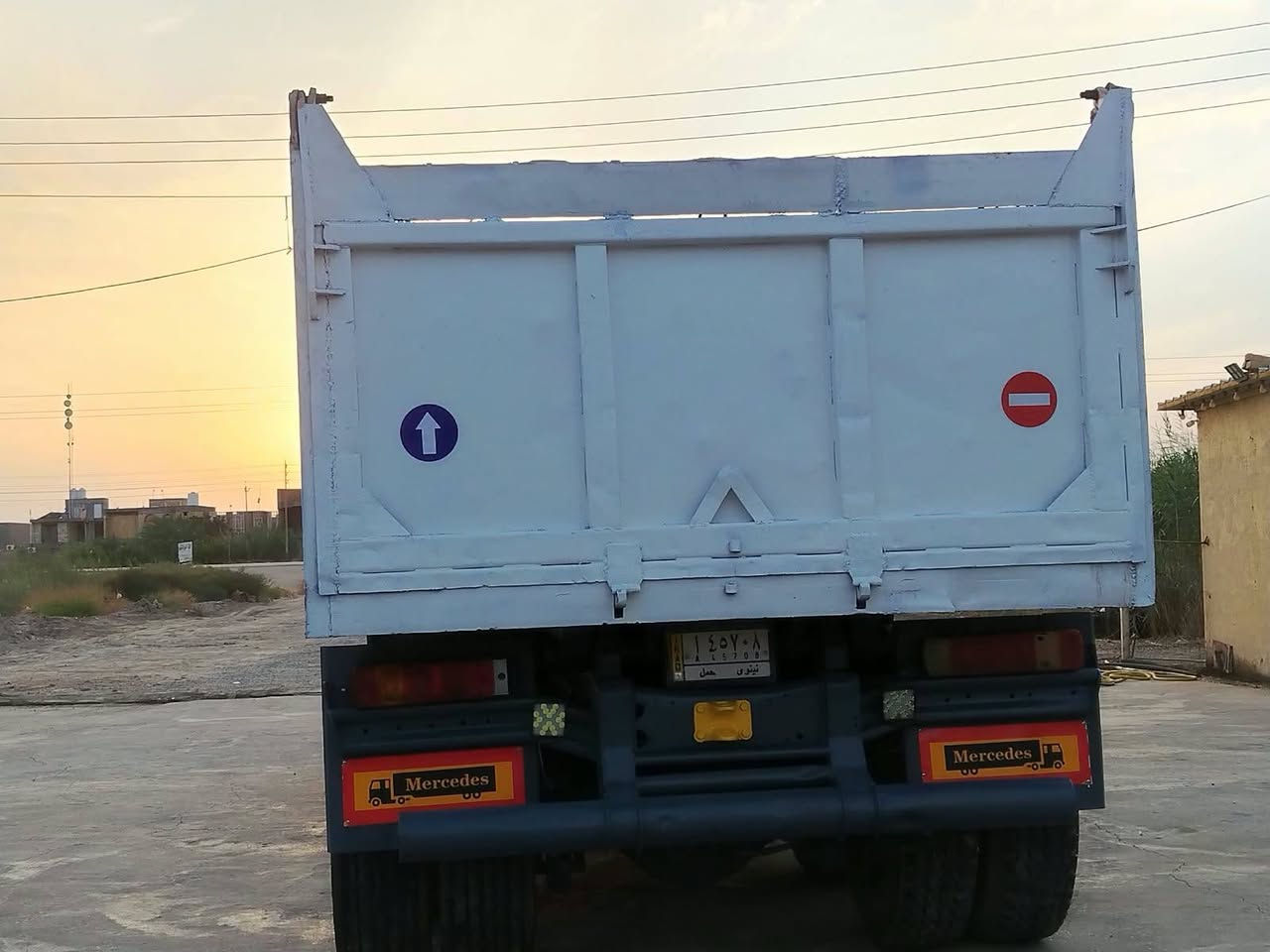 سلام عليكم سكانيه ١١٢ للبيع جاهزه طخم تاير محرك وكير نضاف مجموعة فراشه خفيف سياره بسمنه مداور ثاني يوم سعر125 رقم نينوى مكان ناصريه نصر ***********
