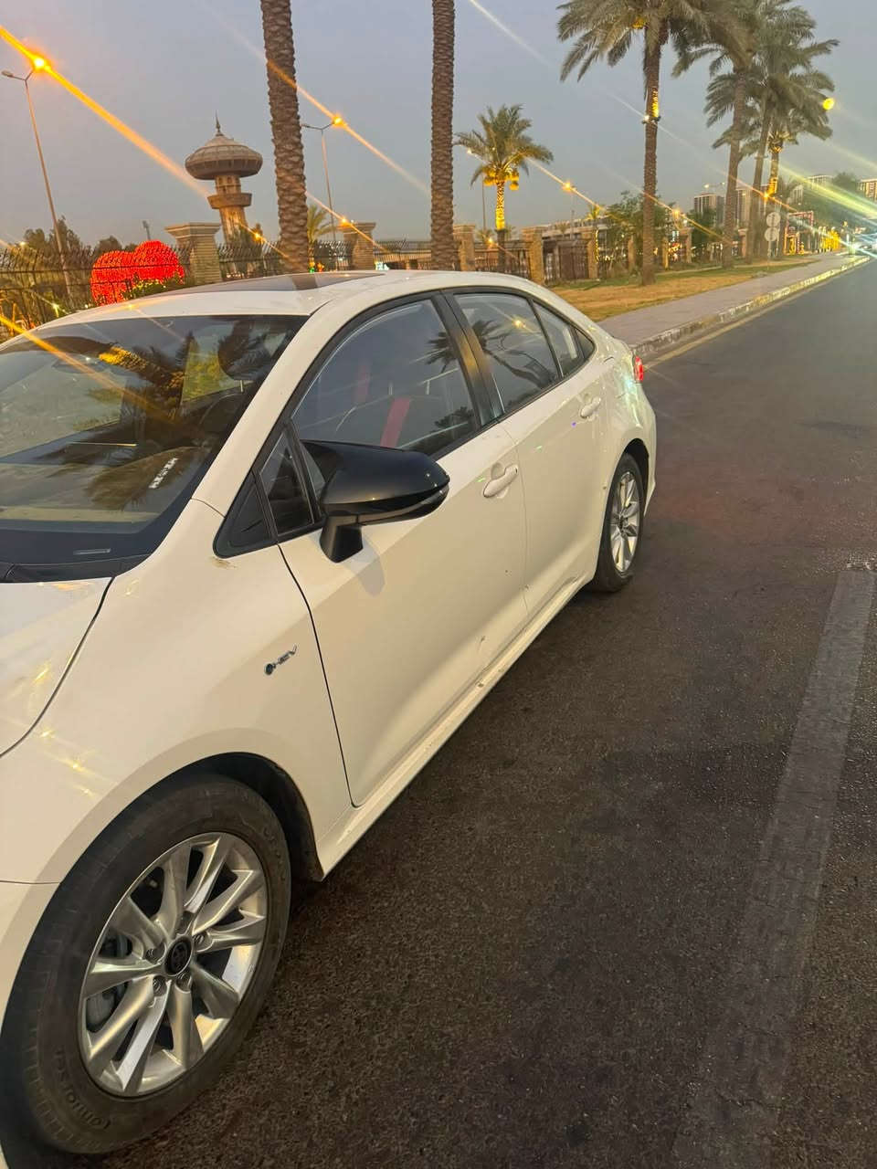 كورلا هايبرد مديل 2024 سيارة نضيفه  رقم بغداد تحويل ثاني يوم وماتصرف ربع عليه تبريد ومكينه وكير شرط الفحص بيه ماشيه 34الف حقيقي  سياره كل بانزين محسن بيه فقط بارد شبر بل يده مال باب + طخه بسطيطه موضحه بلصوره 
الباقي كل مكفول كافله تامه مكان سياره بغداد الكرخ 
سعر 145 ورقه وبيه مجال بسيط  لاسفسار اكثر 

‭***********‬
