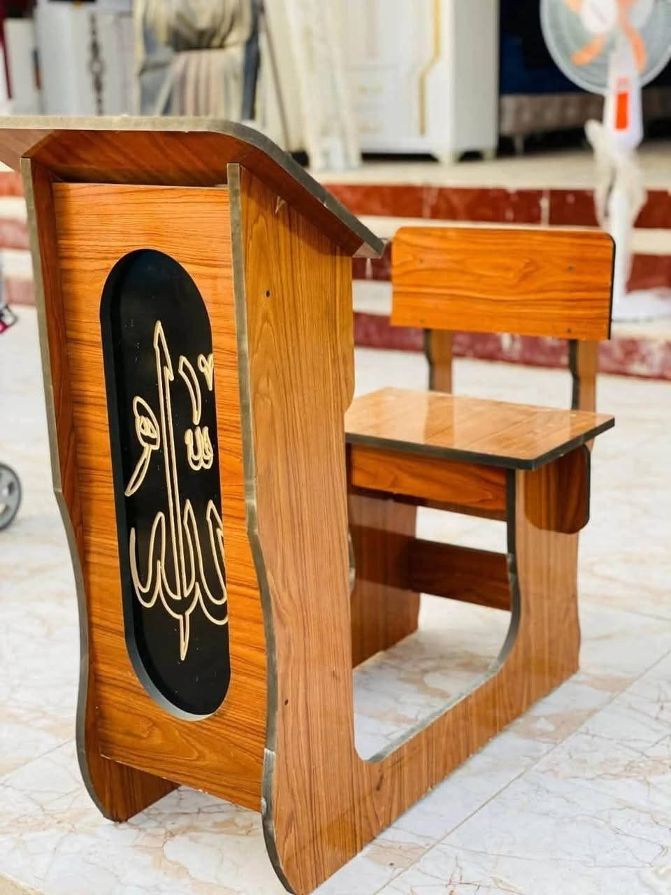 كرسي صلاة  🖤
خشب صاج الاصلي 😍
الحجم الكبير 
يتحمل وزن اكثر من ١٤٠  كيلو
السعر ٥٥ الف
توجد خدمة توصيل للحجز مرسلة الصفحة او عل واتساب *********** كربلاء, العراق
