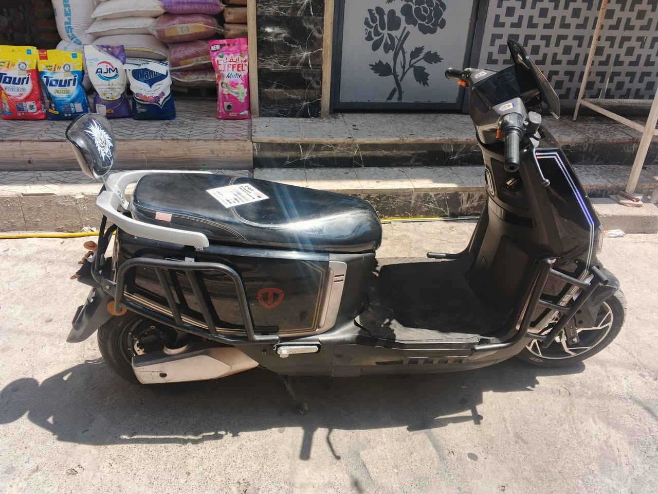 تيسلا اللبيع 6 بطاريات مسطر كلو شرط على فحص شرط مواصفات معروف بي بك للخلف ملف 2000/سرعه 70/حقيقي فول مواصفات السعر 850/بيها مجال موصل ايسر ***********//بي واتساب موصل ايسر ***********//بي واتساب موصل ايسر
