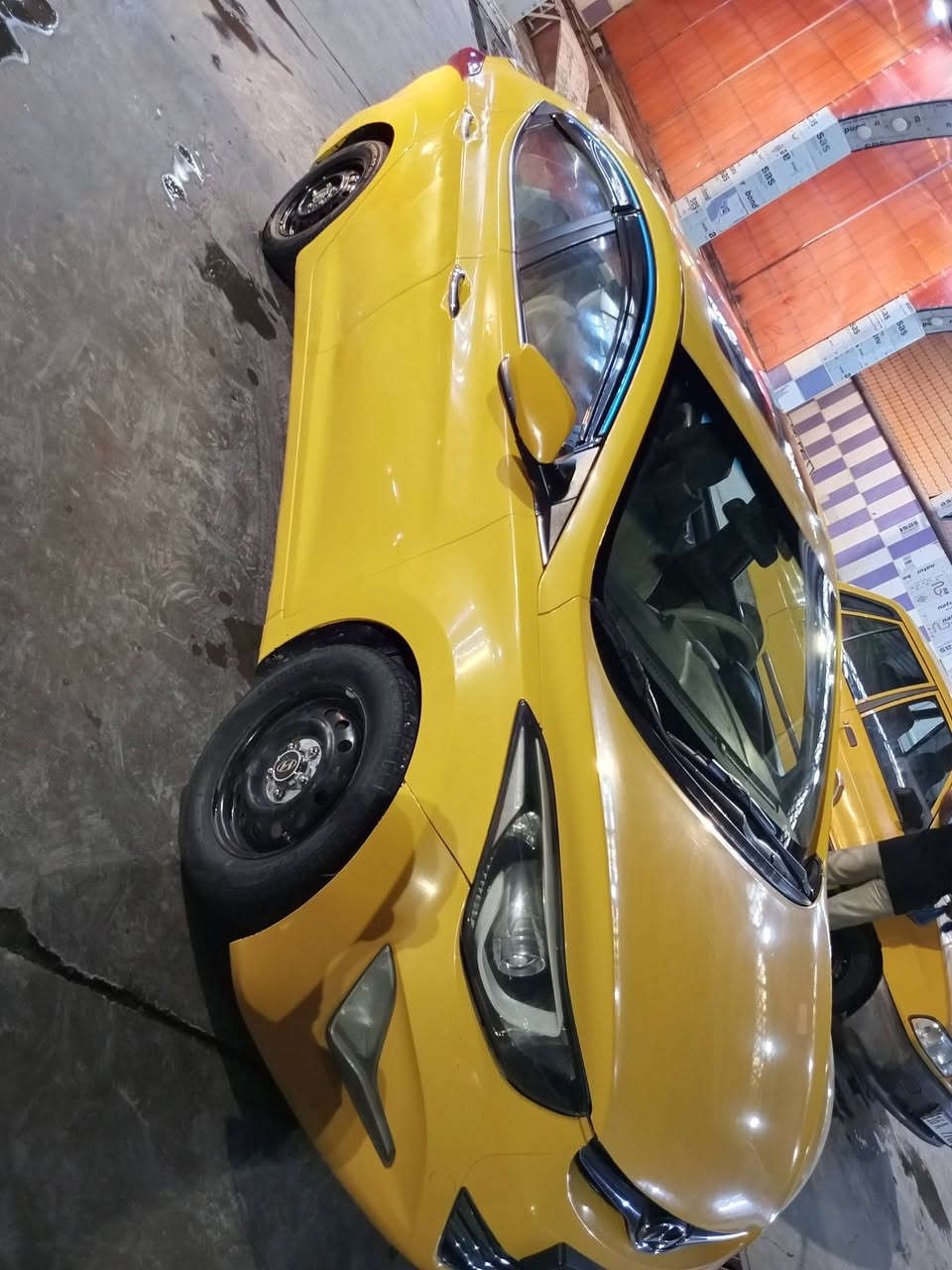 السلام عليكم النترا للبيع خليجي سياره مبدل بيها بنيد بدون دواخل سياره موديل 15 سياره غاز بنزين سياره فول بصمه فتحه سنويه 29 الرقم قادسيه المكان ديوانيه الاستفسار اتصل على الرقم ***********
