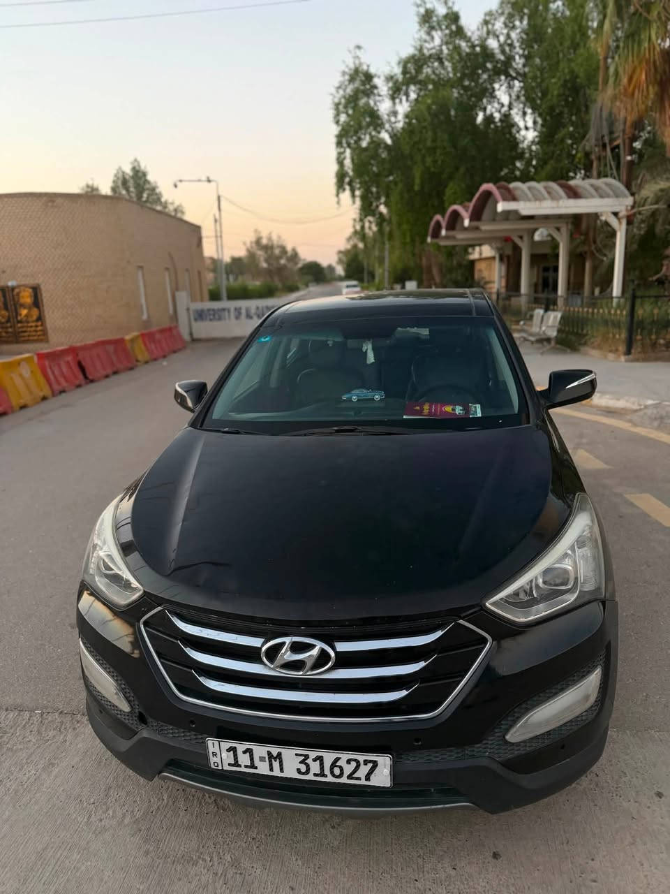 نوع السيارة سنتافي فول موصفاتvip
باسمي مداور  ثاني يوم  (Santa Fe). 💸 
السعر:(110)وبيها مجال 
الموديل: 2013. رقم جديد  
 اللون: اسود 
 الرقم: بغداد
 الملكية: السيارة باسمي فول بصمة فتحه 
المحرك 4 سلندر خمسه راكب
السونار مرفق
 الموقع والمعاينة: الديوانية
📝
📞 للتواصل والاستفسار:***********
