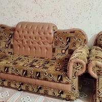 قنفتين • ٤ كراسي • نظيف