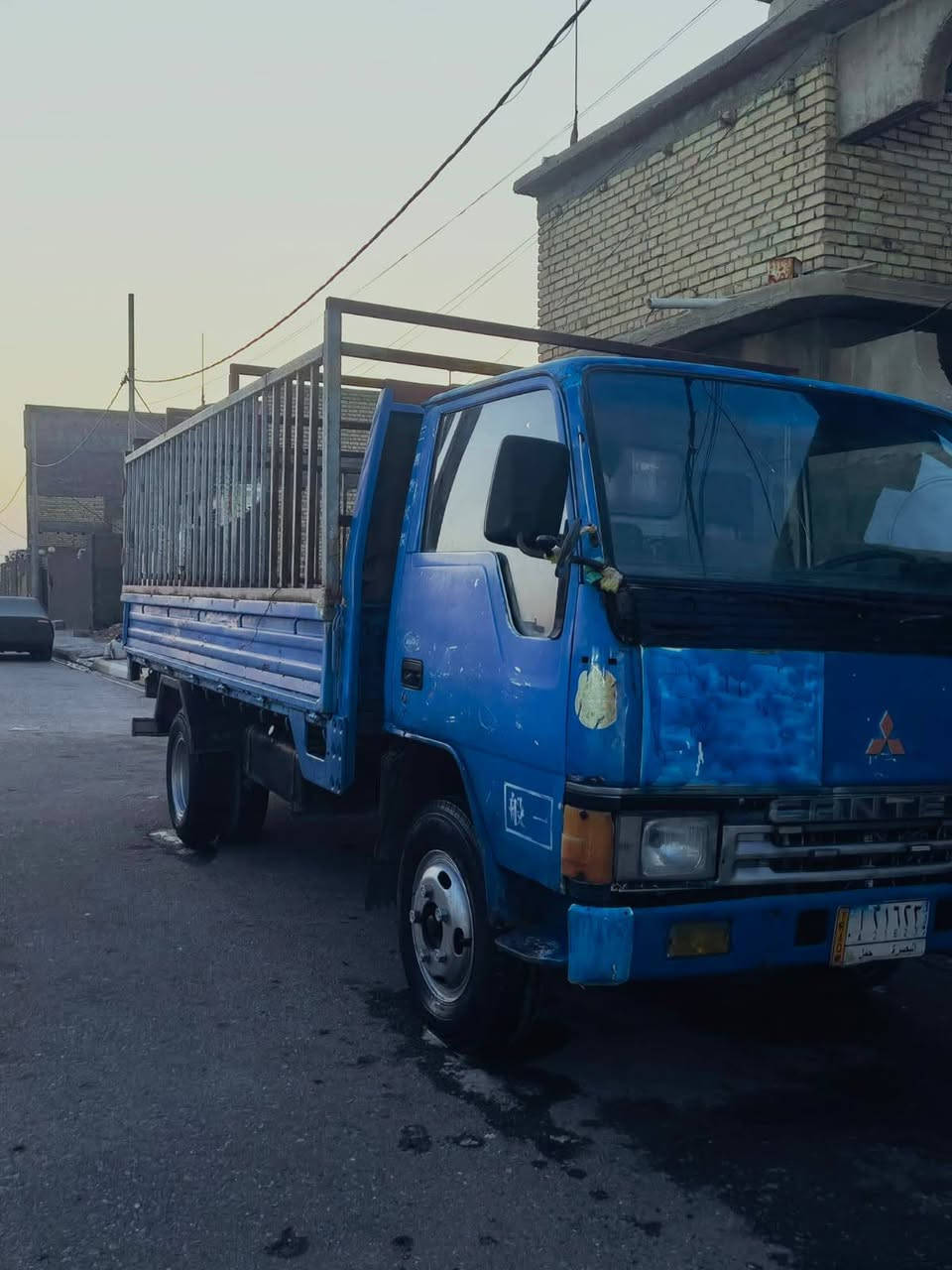 يسلام عليكم كنتر عظم مستبوشئ موديل 95 رقم بصر الاماني سياره جاهز مكينه وكير وشاصي ورقم شاصي مكفولات سنوي تنتهي 31 مكلف ينشر رقم صاحب سياره    ***********  خاص ما اجاوب سعر 55 مكاني السماوه
