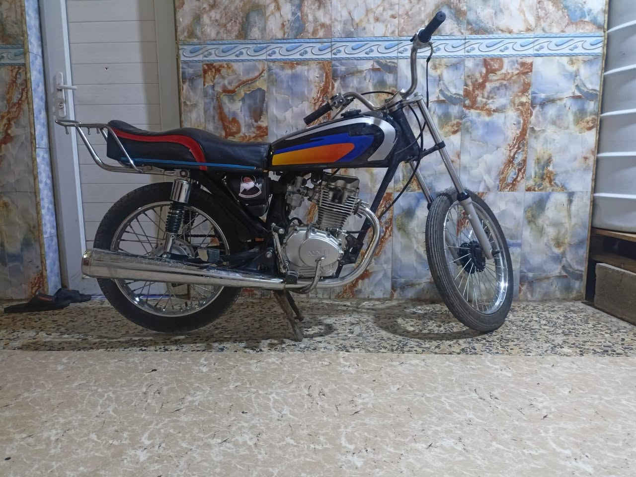 السلام عليكم عندي دراجة للبيع السعر475وبيه مجال قليل حك الجيه حياكم الله اذا الرق***********
